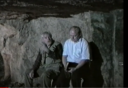 Ron in Zedekiahs cave 96